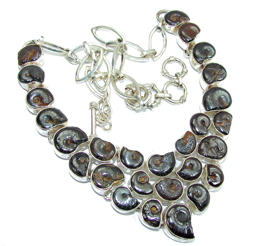 Stylish Beauty Silver Shell Hematite Sterling Silver Necklace