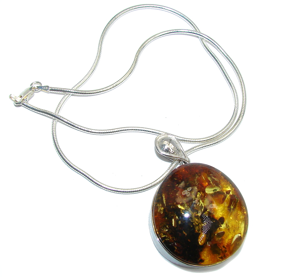 Romantic Design Baltic Polish Amber Sterling Silver necklace