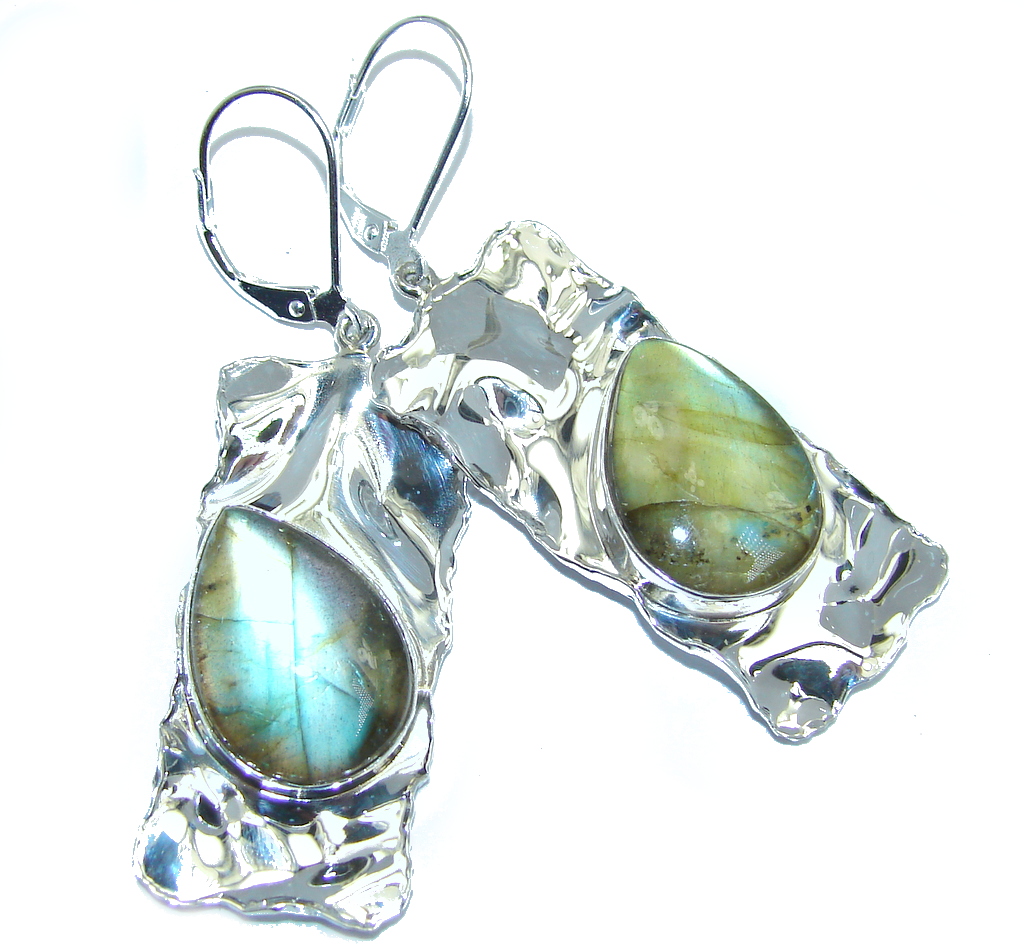 Perfect Design Modern Labradorite Hammered Sterling Silver earrings