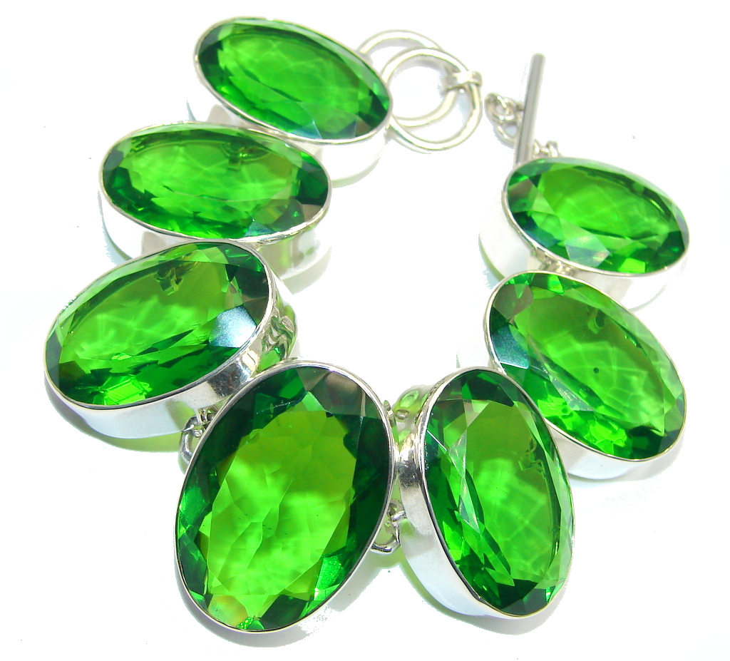 Chunky Flawless created Peridot terling Silver Bracelet
