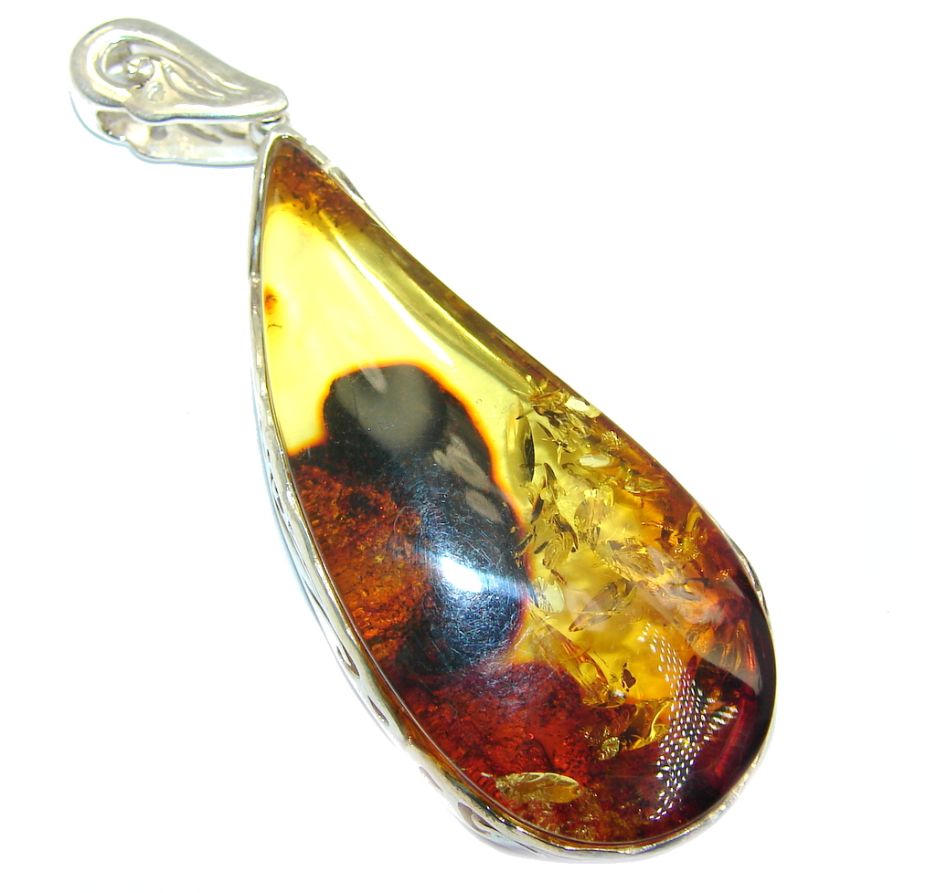 Bold Vintage Design Golden natural Baltic Amber Sterling Silver Pendant
