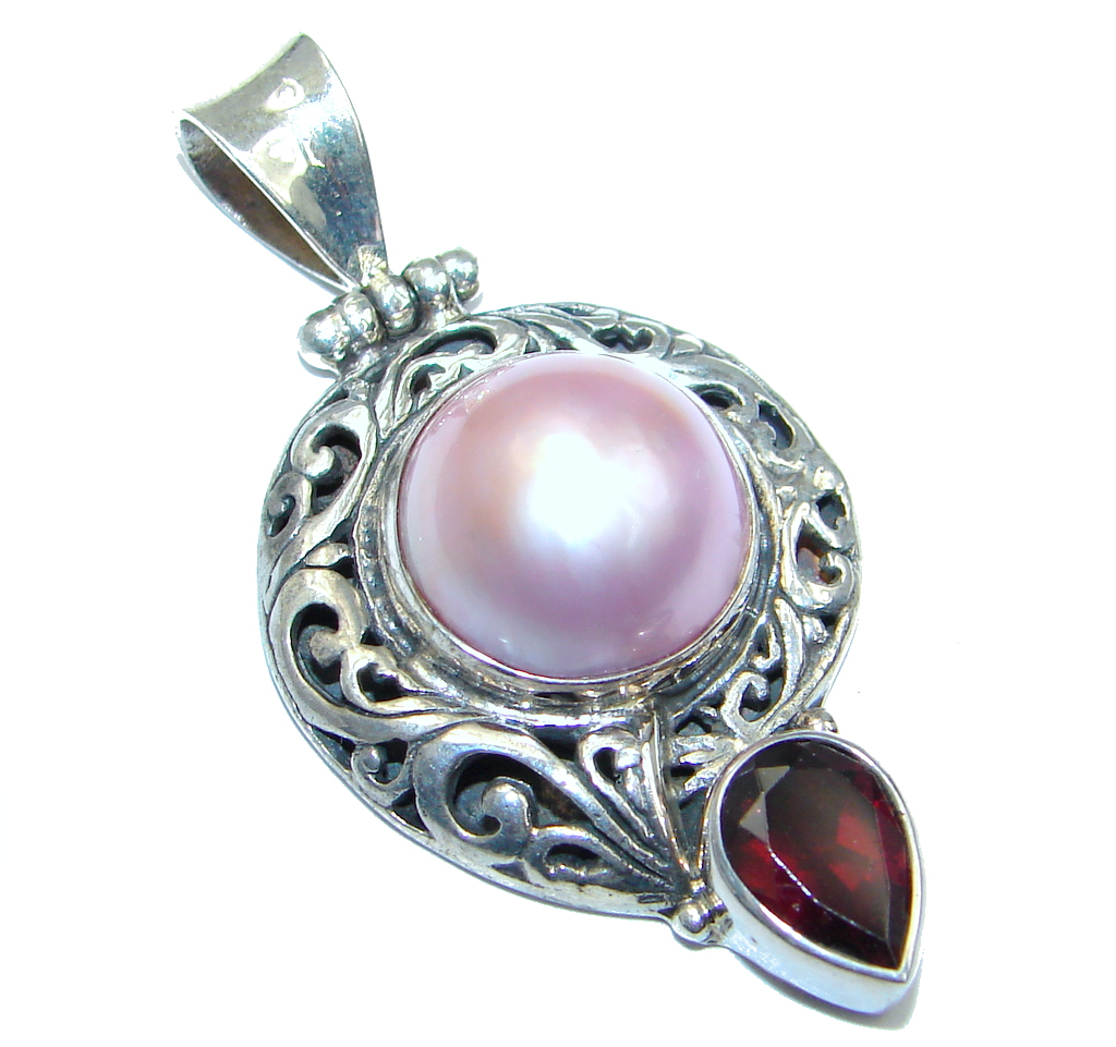 Amazing Quality Rainbow Pearl Sterling Silver Pendant