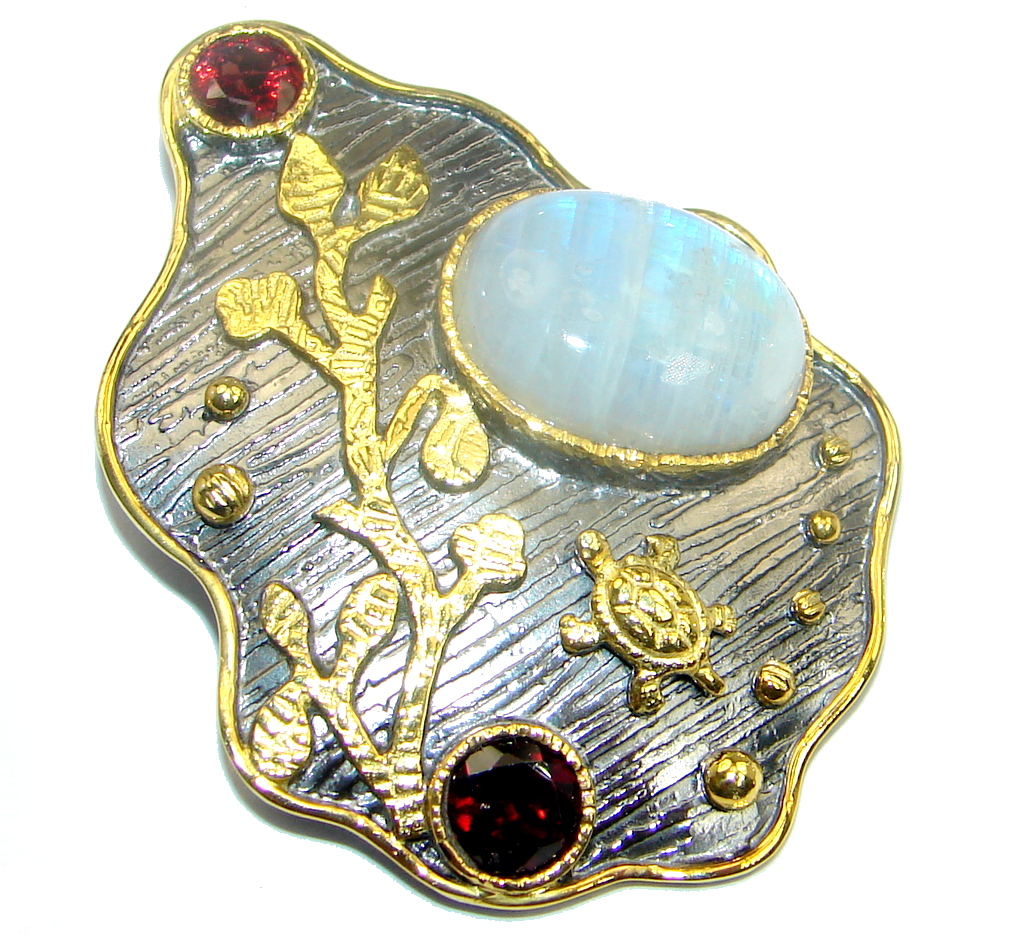 Floral Design Fire Moonstone Garnet Gold plated over Sterling Silver Pendant