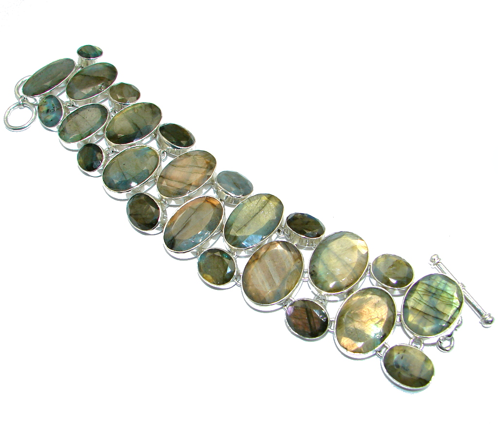 Beautiful faceted Shimmering Labradorite Sterling Silver handmade Bracelet