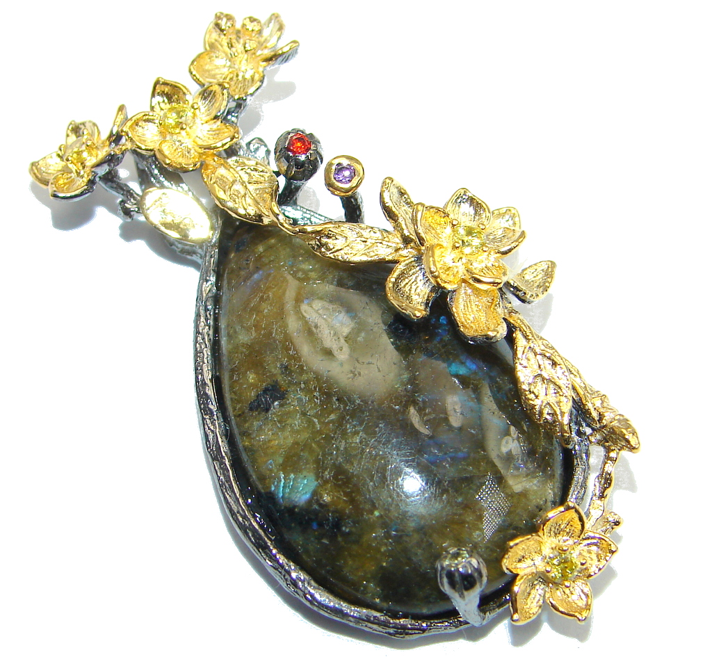 Floral Design Labradorite Sterling Silver handmade Pendant