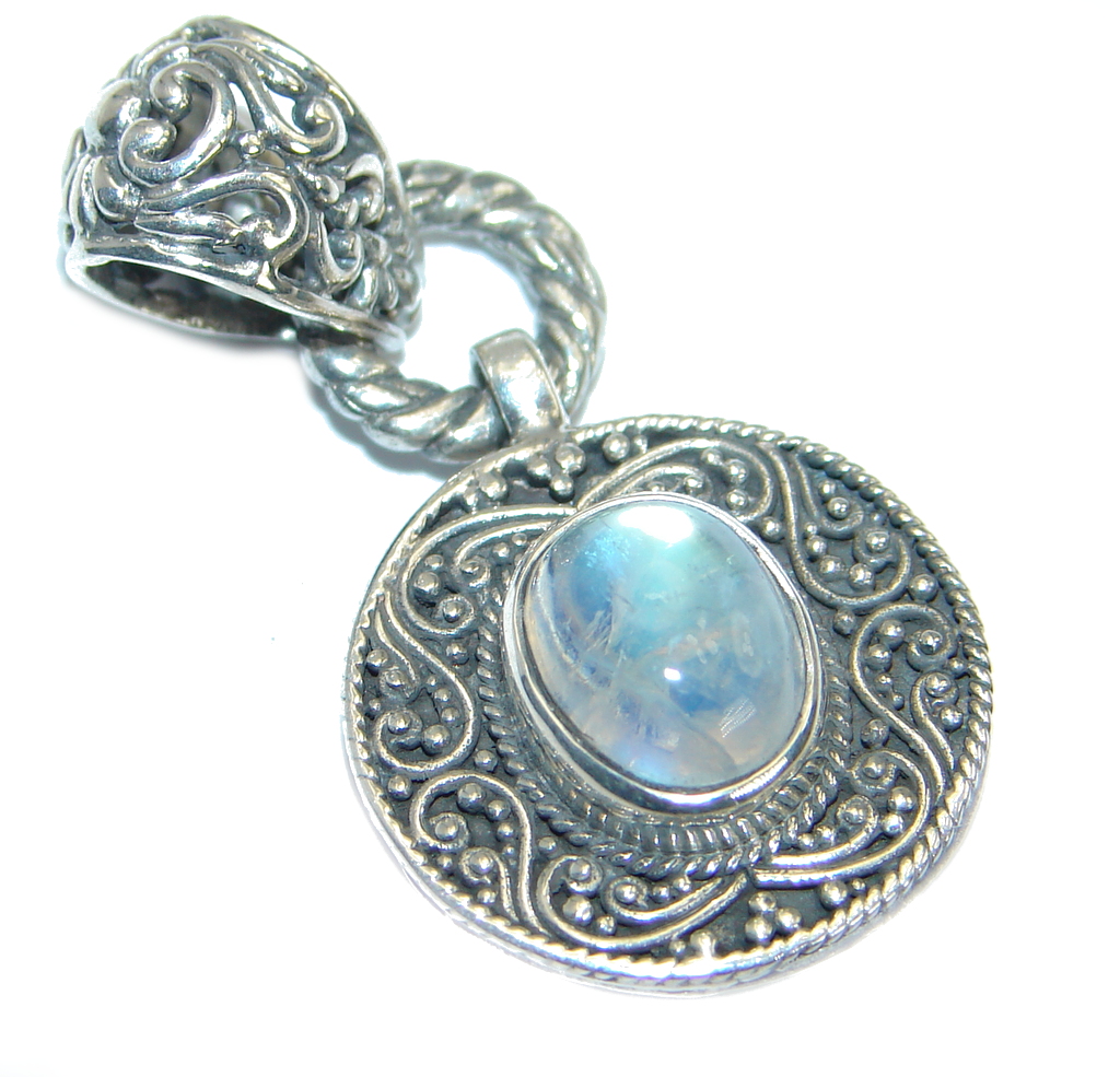 Rich Design Fire Moonstone .925 Sterling Silver handmade Pendant