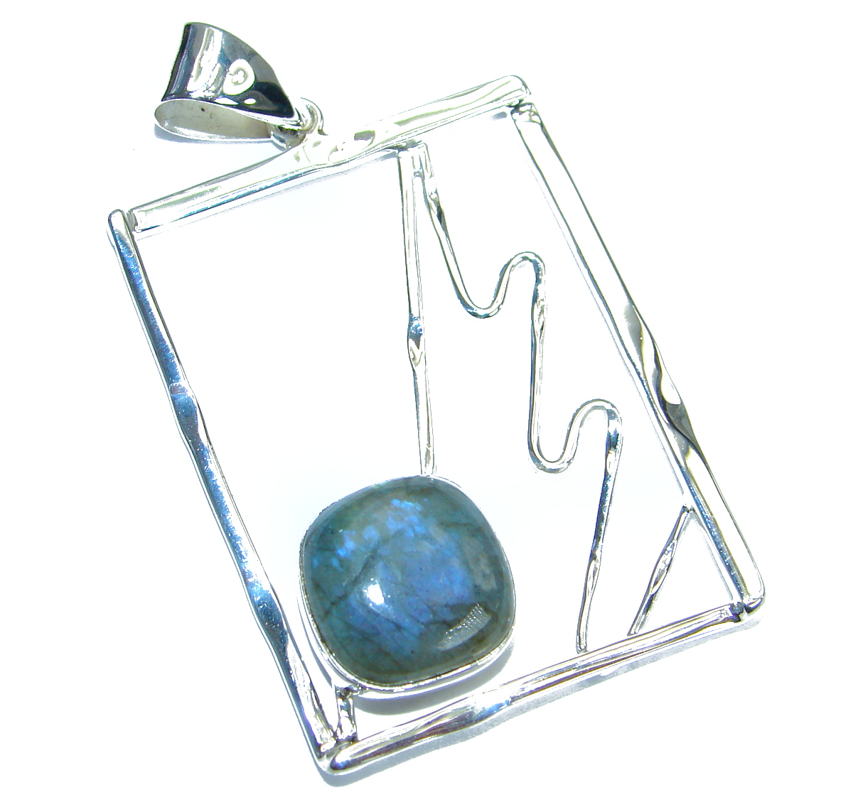 Moderen Design Labradorite Hammered .925 Sterling Silver Pendant