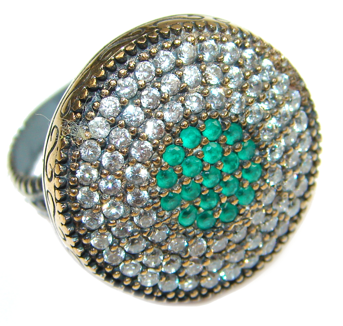 Victorian Style created Emerald & White Topaz Sterling Silver ring; s. 6 1/4