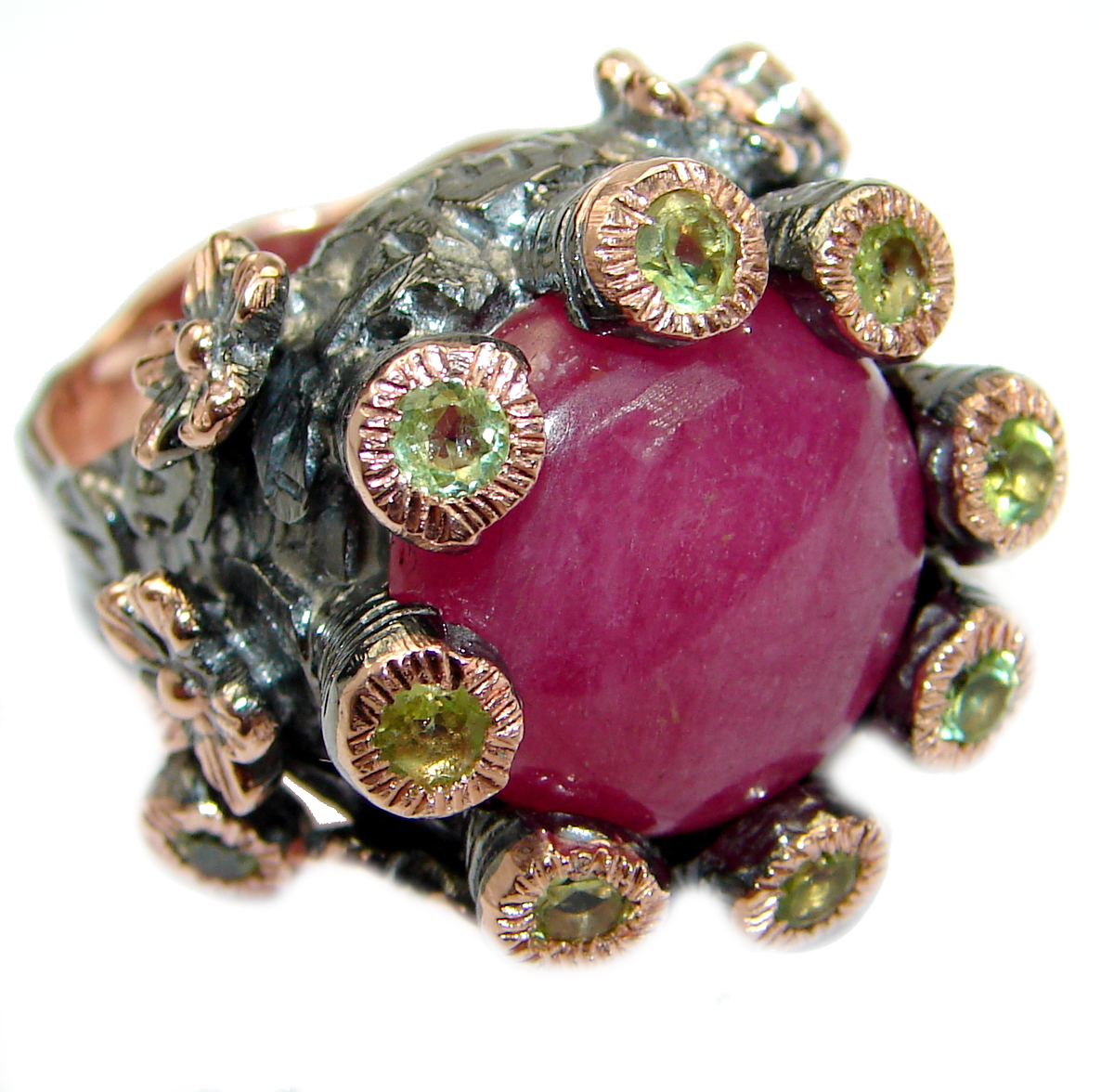Large genuine Ruby .925 Sterling Silver Statement ring; s. 8