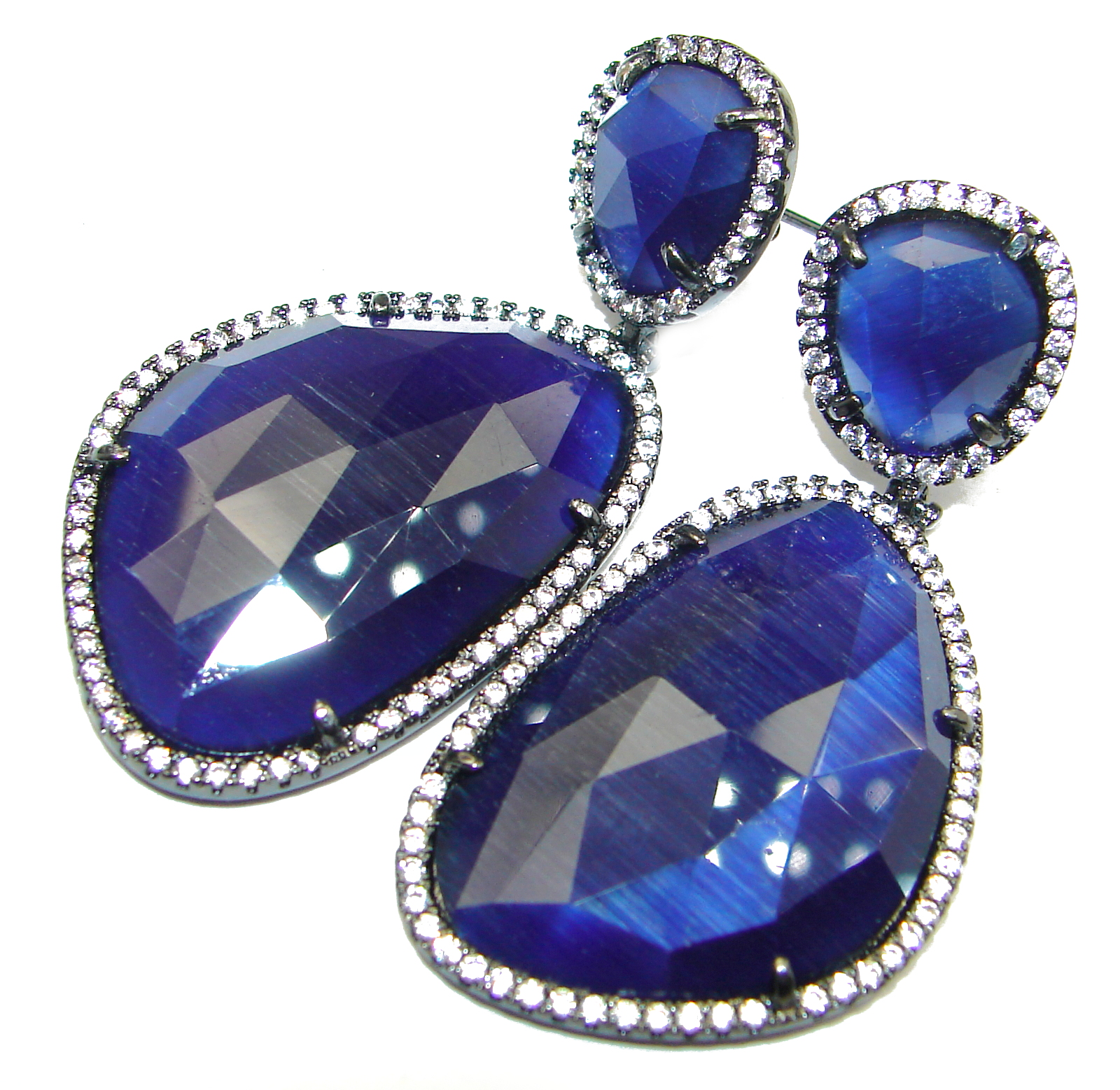 Spectacular Sapphire color quartz .925 Sterling Silver earrings