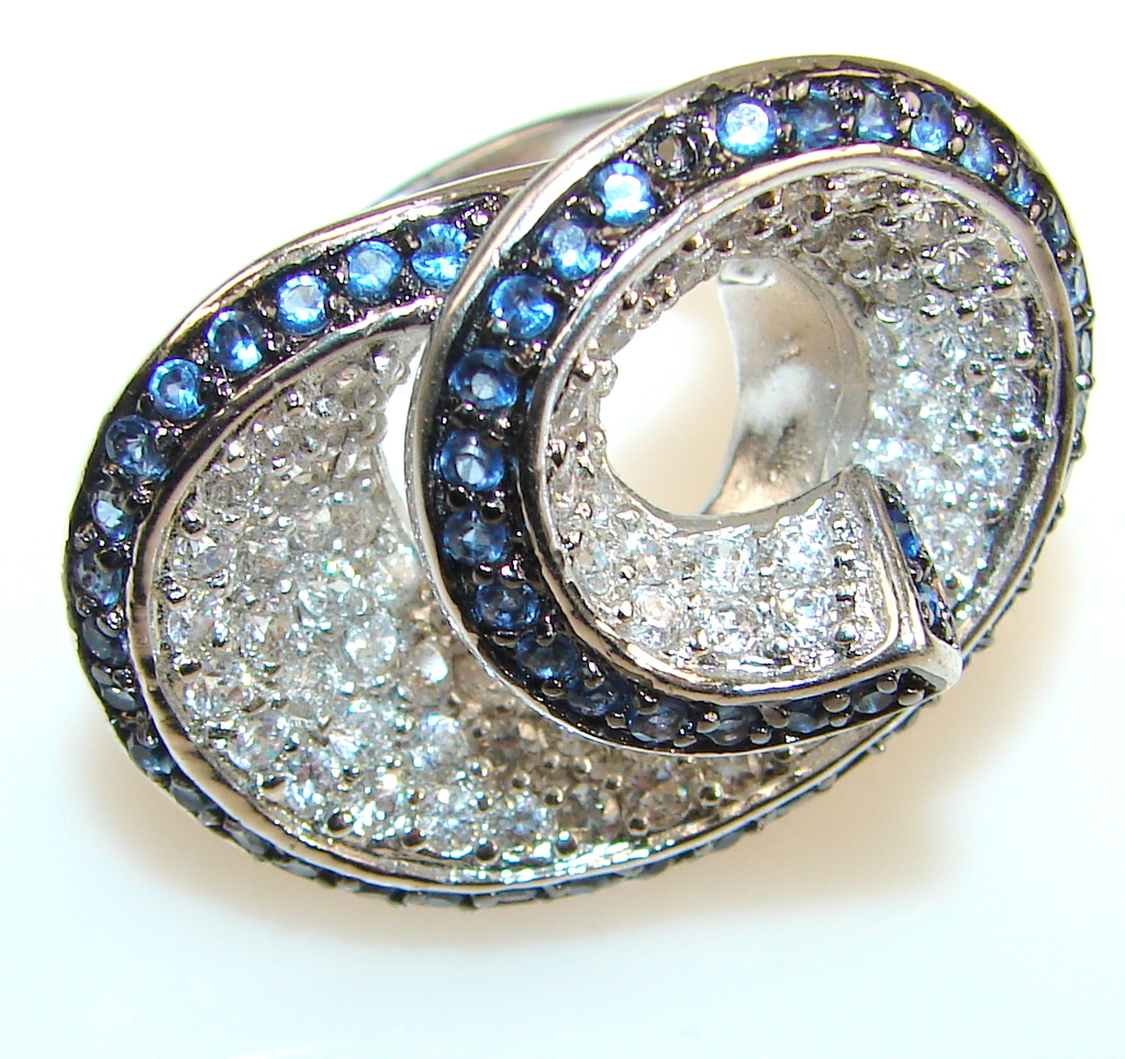 Beautiful Solid White Topaz Sterling Silver Ring s. 5 1/2