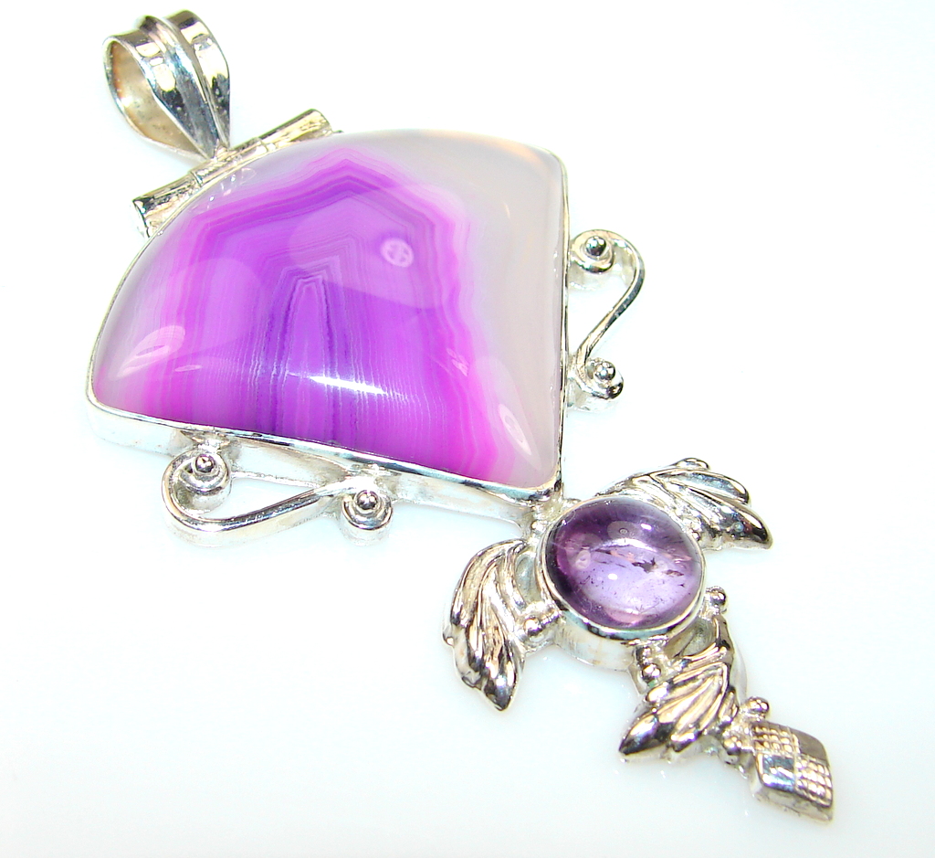 Awesome Chalcedony Agate Sterling Silver Pendant