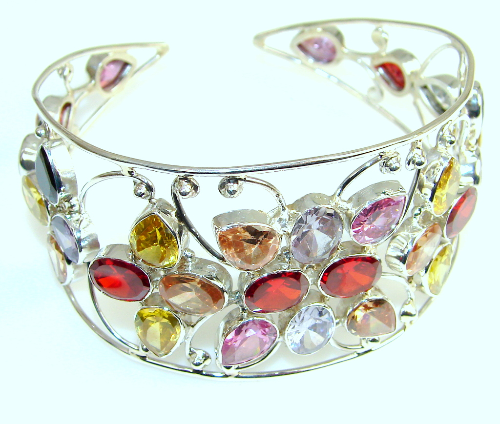 Spring Daisy Multicolor Quartz Sterling Silver Bracelet / Cuff