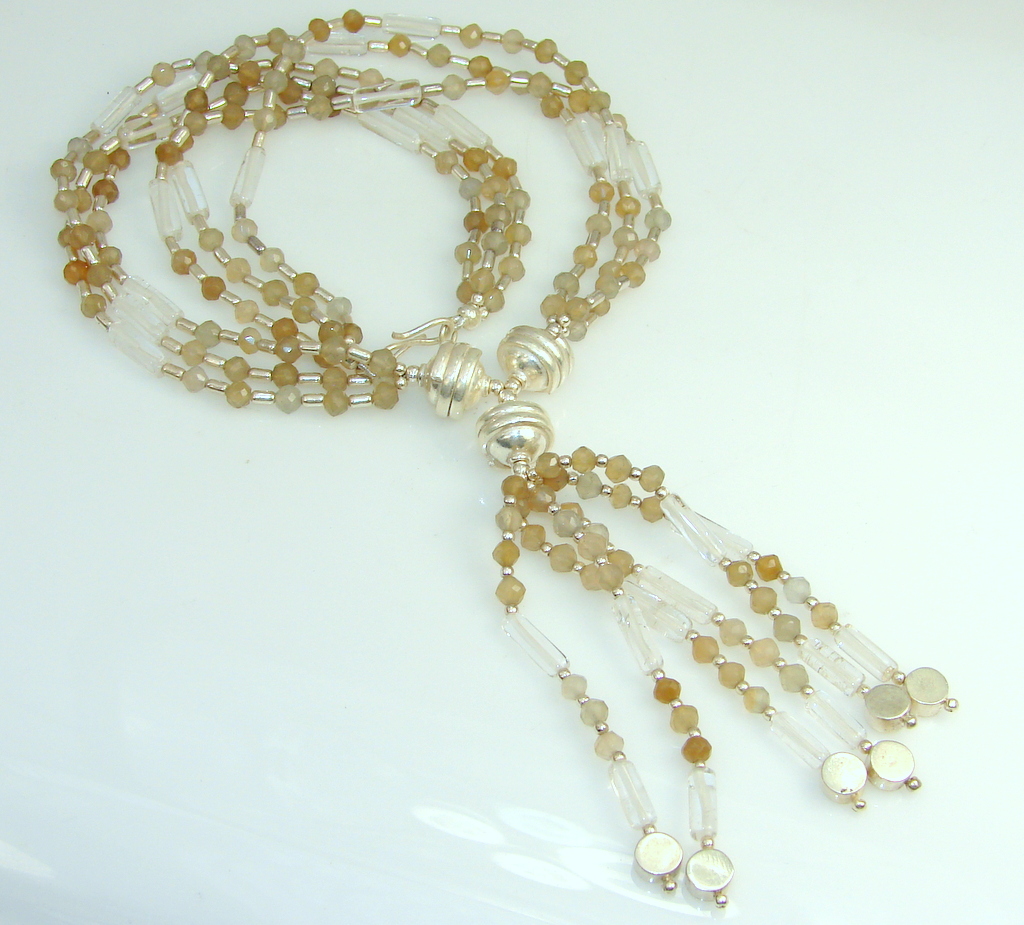 Unusal Color Of Labradorite Sterling Silver necklace
