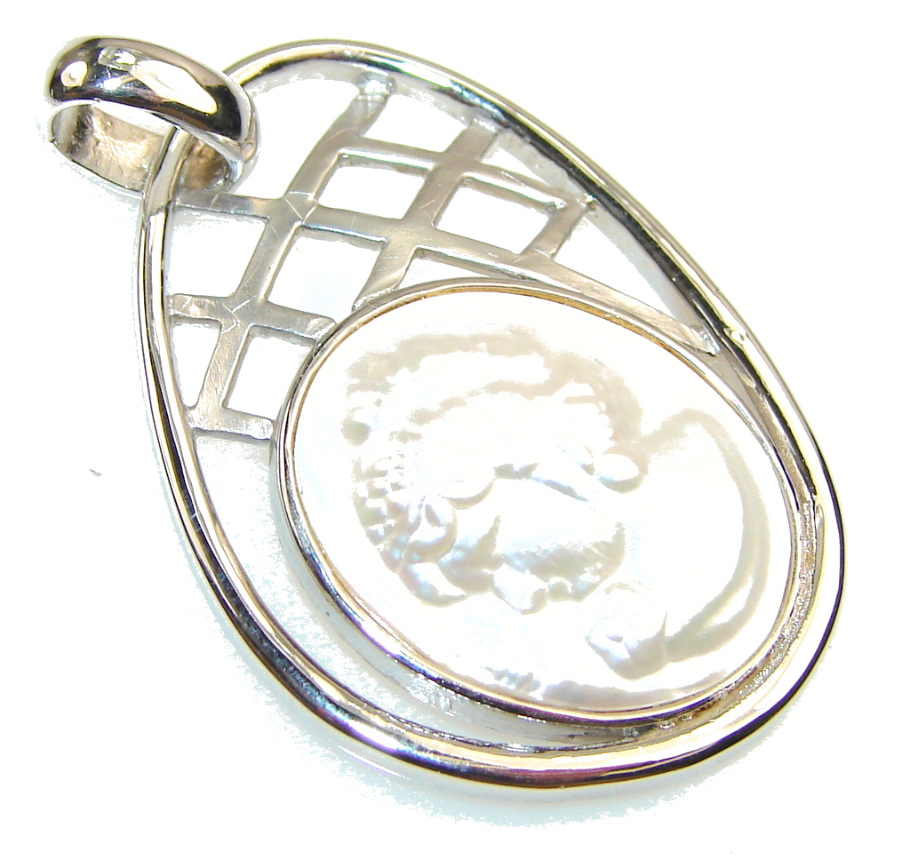 Cameo Blister Pearl Sterling Silver pendant