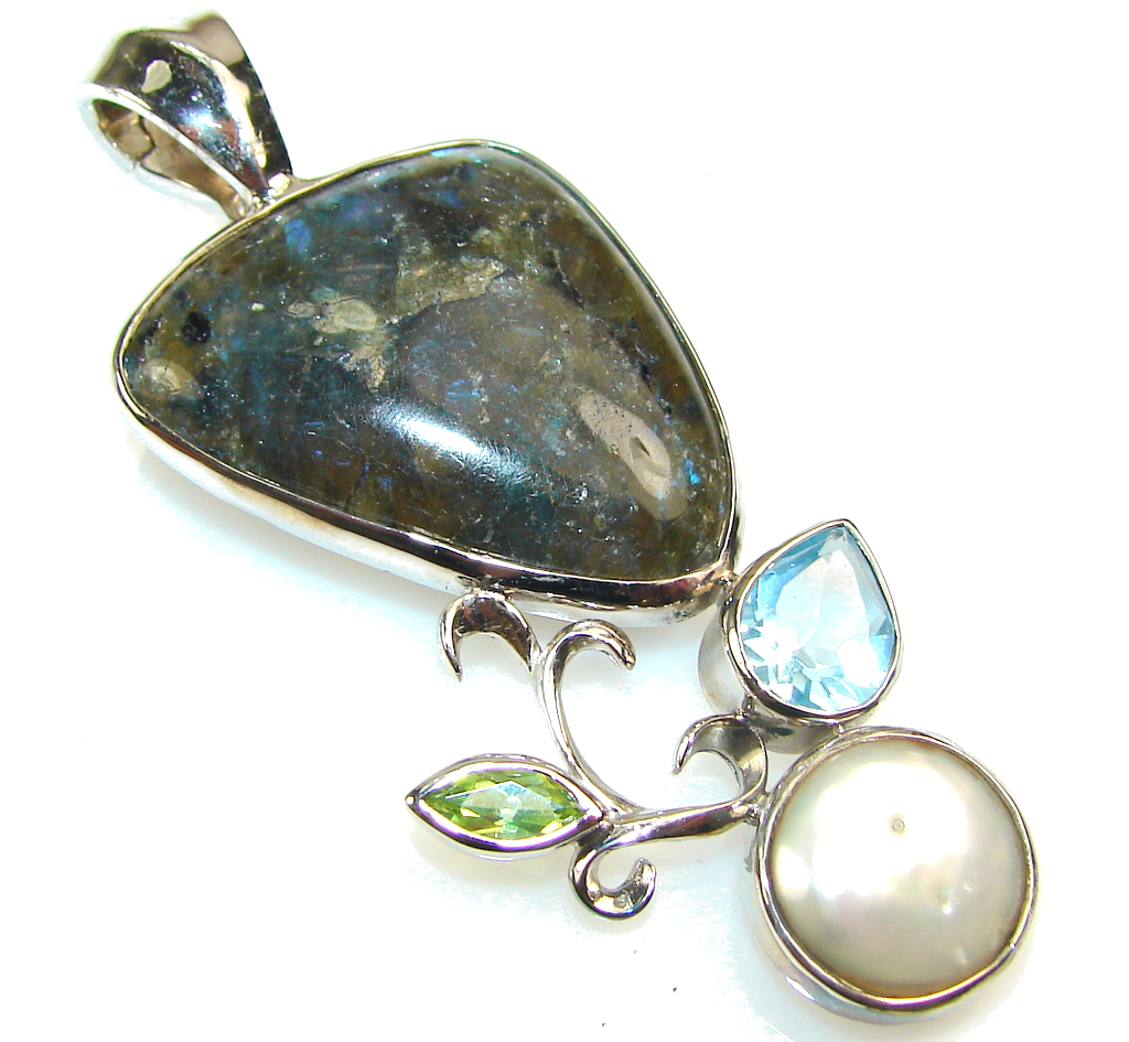 Gentle Blue Labradorite Sterling Silver Pendant