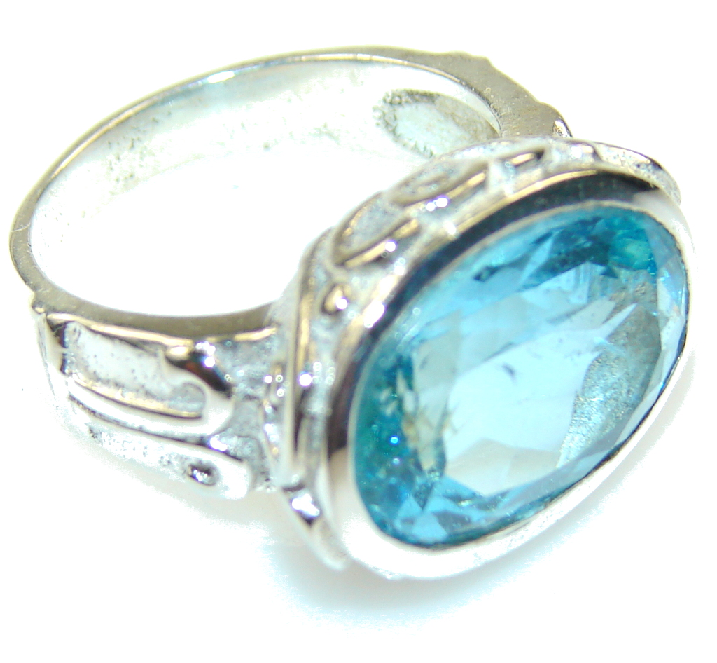 Amazing Light Blue Topaz Sterling Silver Ring s. 8
