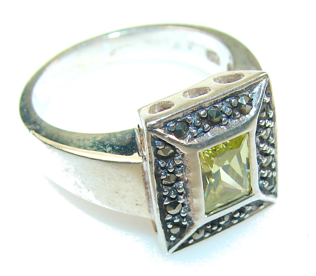 Amazing Yellow Quartz Sterling Silver Ring s. 8