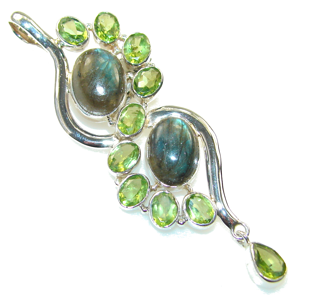 New Style Of Labradorite Sterling Silver Pendant