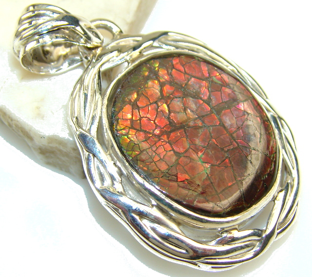 Wonderful Ammolite Sterling Silver Pendant
