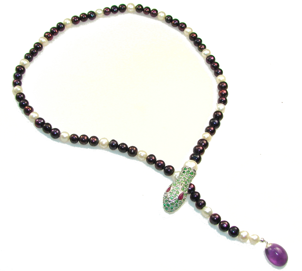 Beautiful Design! Fresh Water Pearl Cobra Silver Necklace