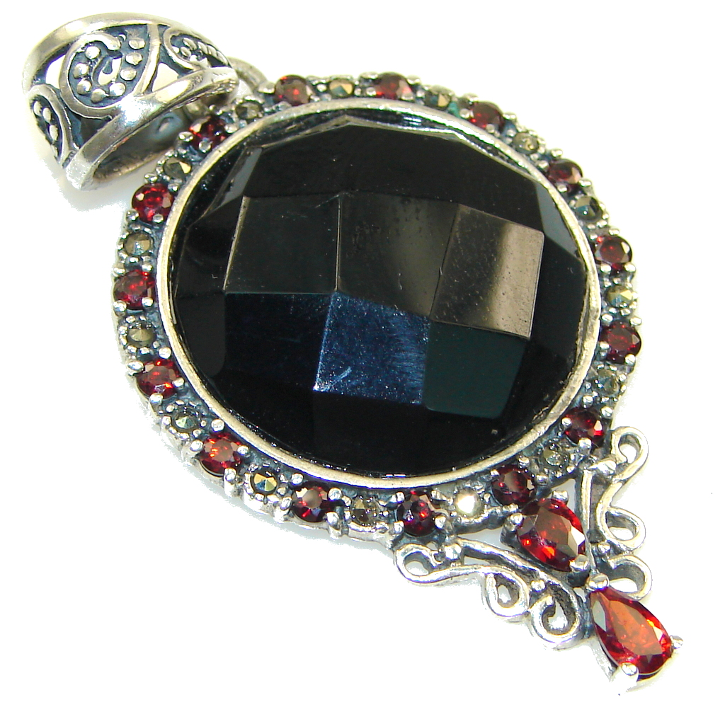 Amazing Black Onyx Sterling Silver Pendant