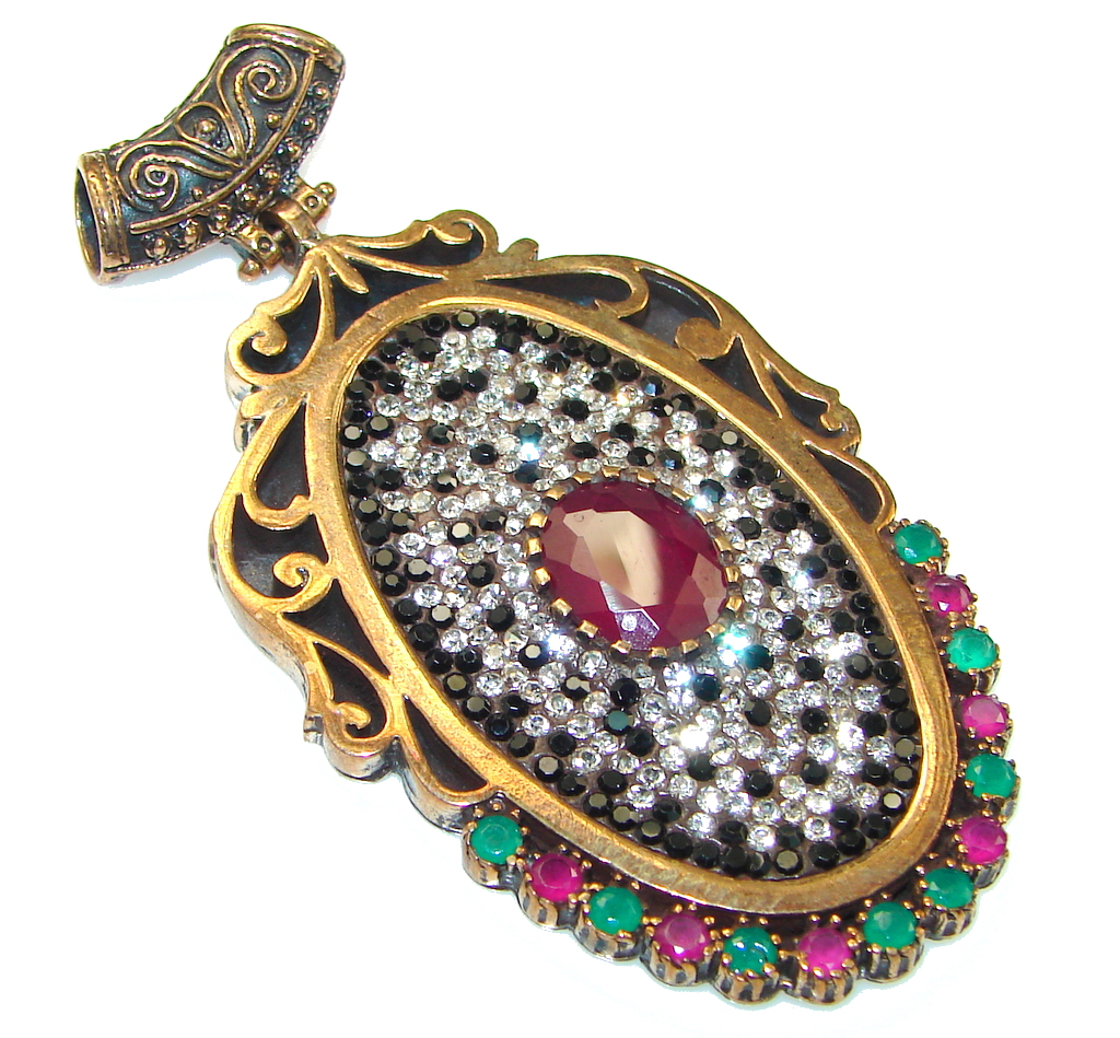 Vintage Design!! Red Ruby Sterling Silver Pendant