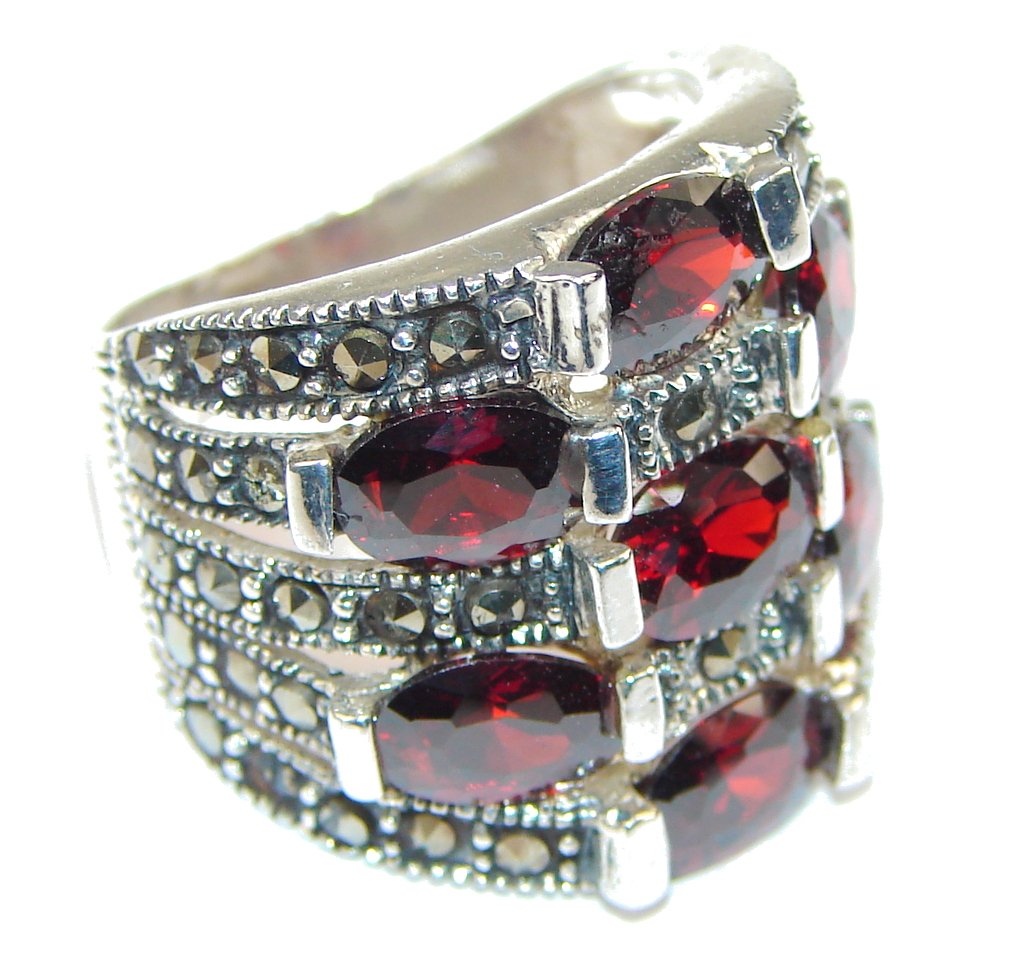 Amazing! Red Garnet Quartz & Marcasite Sterling Silver Ring s. 6 1/4