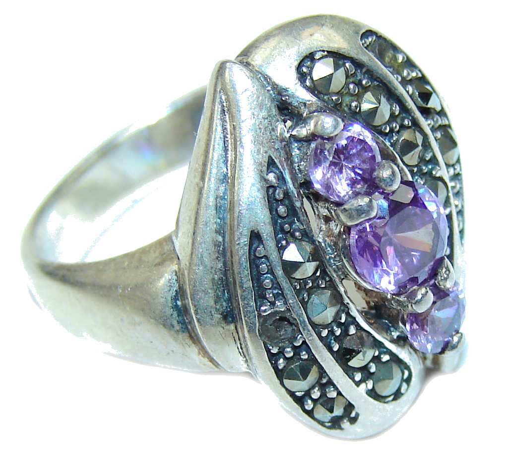 Amazing Purple Amethyst & Marcasite Sterling Silver ring s. 7