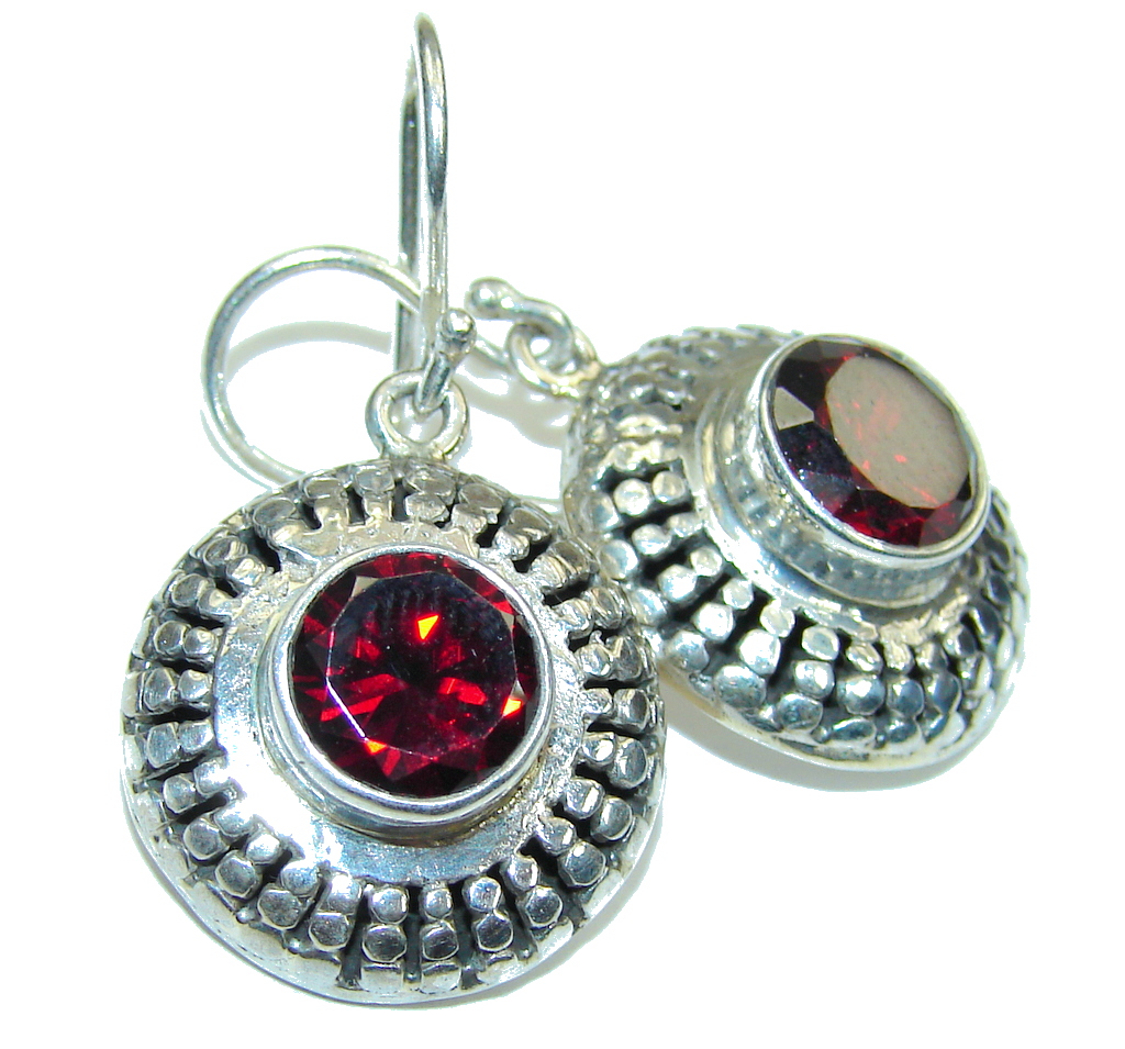 Bali Secret! Red Garnet Sterling Silver earrings