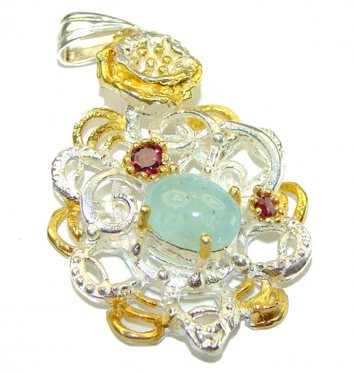 Deluxe Prehnite 14K Gold over .925 Sterling Silver handmade Pendant