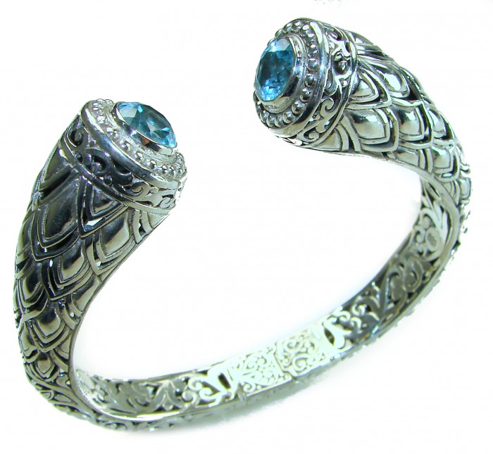 Bali Legacy 49.5 grams authentic 8.9 carat Swiss Blue topaz Floral Bracelet in .925 Sterling Silver handcrafted bracelet