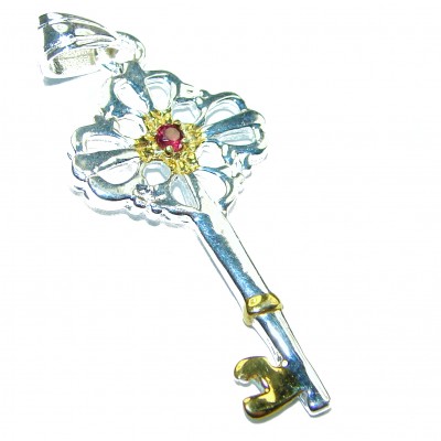 Special Magic Key Garnet 2 tones .925 Sterling Silver Pendant