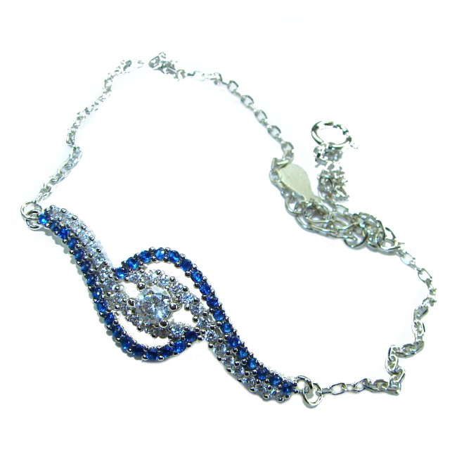 Luxurious 10.4 carat Sapphire .925 Sterling Silver handcrafted Bracelet