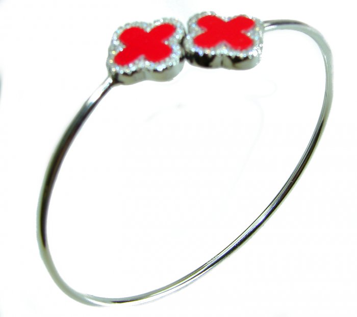 A Red four-leaf clover Coral .925 Sterling Silver handcrafted Bracelet - video
