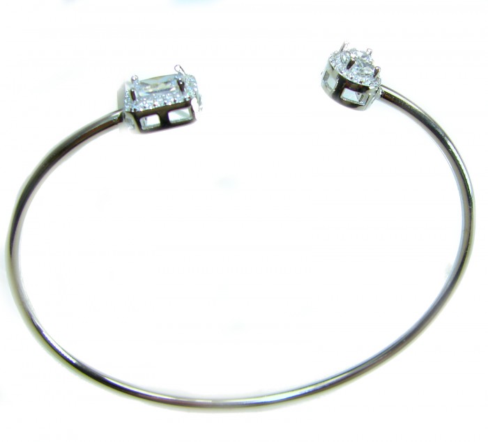 Precious 3.8 carat Natural White Topaz .925 Sterling Silver Bangle bracelet