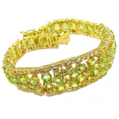 Great Masterpiece 81.2 carat genuine Peridot from Arizona 18k Gold over .925 Sterling Silver handmade Statement Bracelet