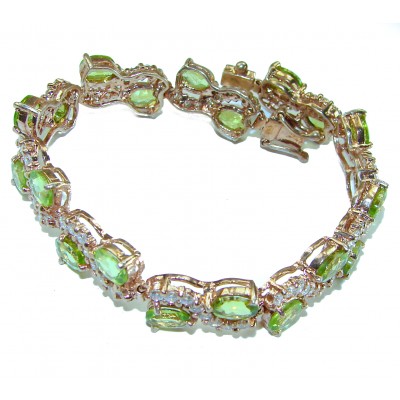 Great Masterpiece 61.2 carat genuine Peridot from Arizona 18k Gold over .925 Sterling Silver handmade Statement Bracelet