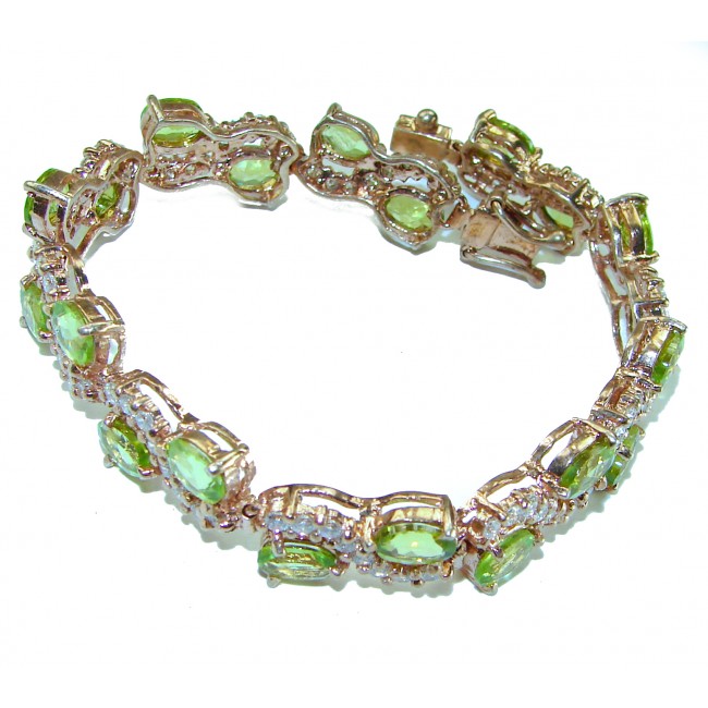 Great Masterpiece 61.2 carat genuine Peridot from Arizona 18k Gold over .925 Sterling Silver handmade Statement Bracelet