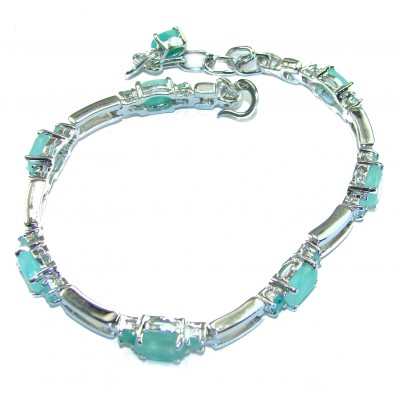 Timless Treasure 17.5 carat Colombian Emerald .925 Sterling Silver handcrafted Bracelet