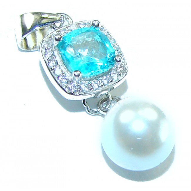 Purity 0.4 carat authentic Swiss Blue Topaz Pearl .925 Sterling Silver handmade Pendant