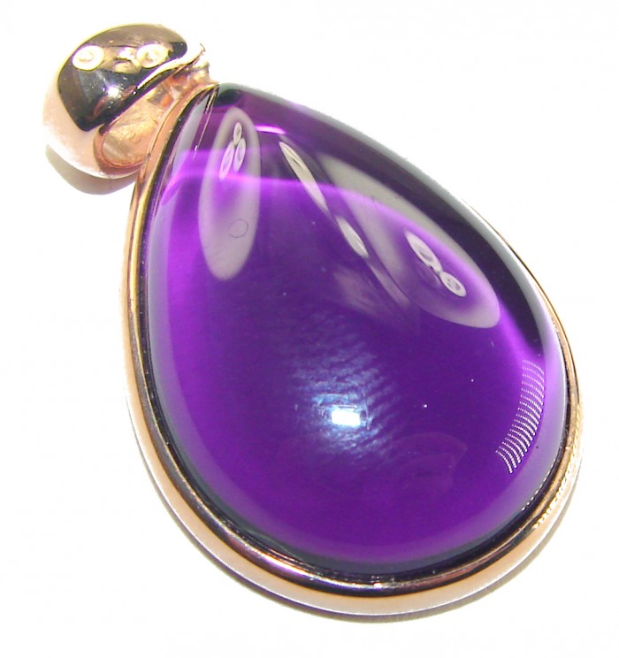 Beautiful Simplicity 22.5 carat Amethyst 14K Gold over .925 Sterling Silver handcrafted Pendant