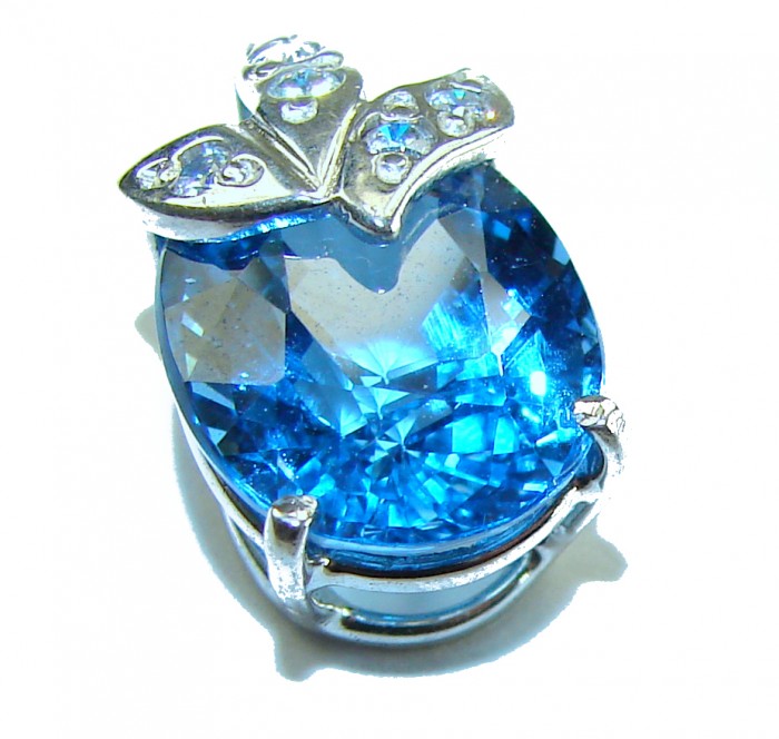 Atlantica 7.5 carat Swiss Blue Topaz .925 Sterling Silver Handcrafted pendant