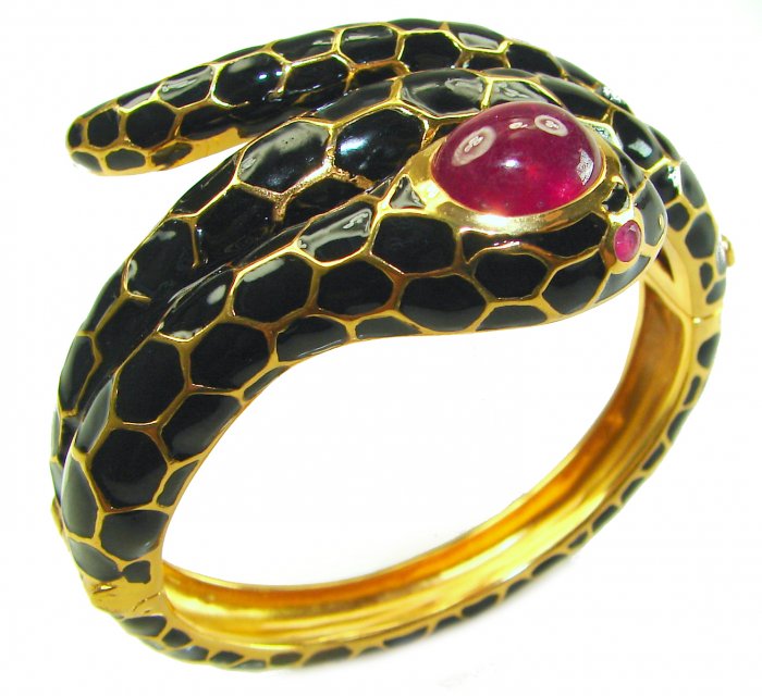 Huge Black Cobra Snake Genuine 8.2 carat natural Kashmir Ruby INLAY ONYX 18K Gold over .925 Sterling Silver handcrafted Bracelet - video