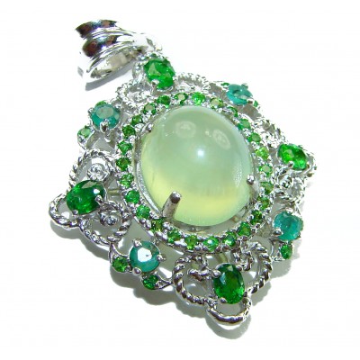 Celtic Spirit authentic fancy cut 14.5 carat Prehnite Emerald .925 Sterling Silver handcrafted Statement Pendant