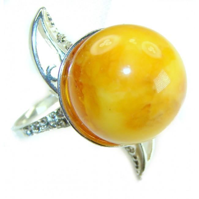 Large Golden Power Butterscotch Baltic Amber .925 Sterling Silver handcrafted ring; s. 8