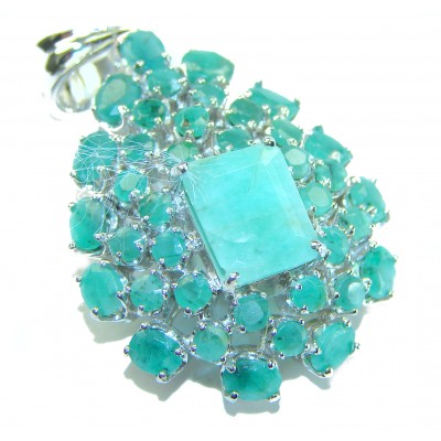 Luxurious 18.5 carat Emerald .925 Sterling Silver handcrafted pendant