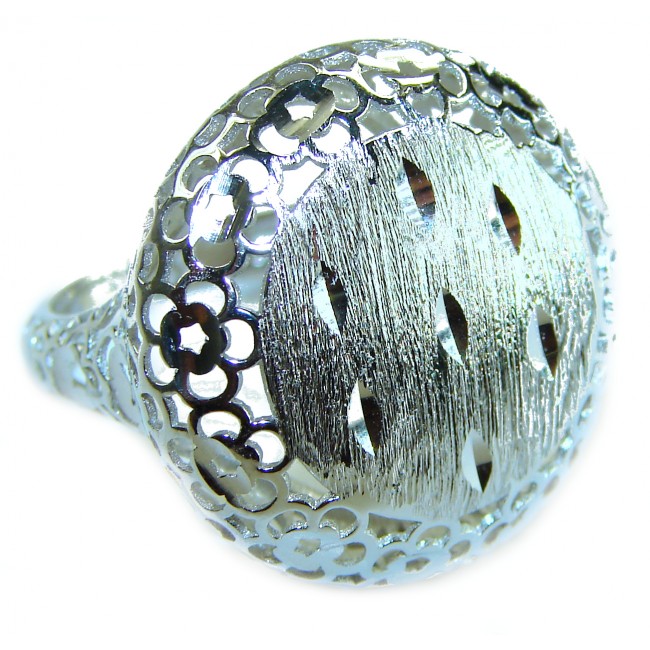 Casablanca Italy made .925 Sterling Silver brilliantly handcrafted ring s. 7 1/4
