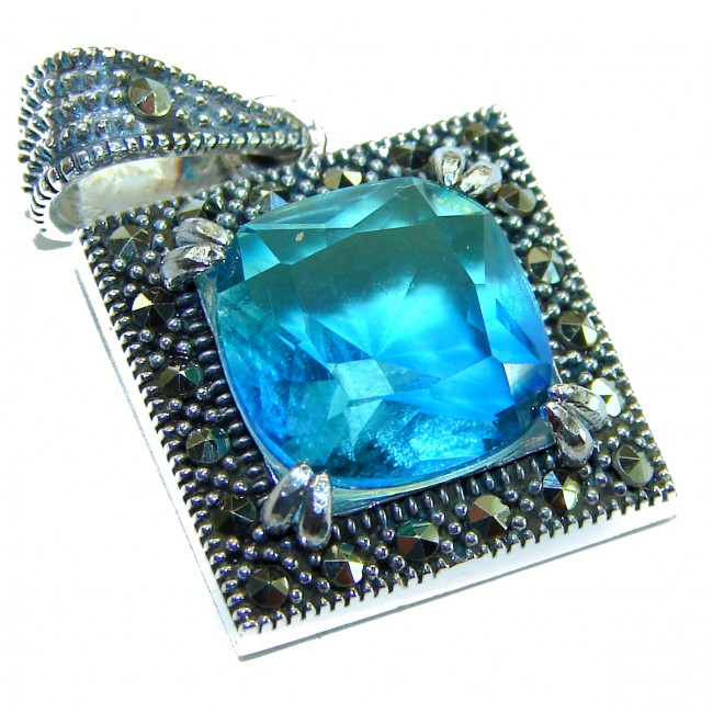 Divine Beauty 6.5 carat Aquamarine .925 Sterling Silver Handcrafted pendant
