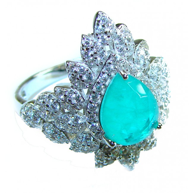 Vintage style - Timless Beauty 6.5 carat Emerald .925 Sterling Silver handcrafted Statement Ring size 6 1/2